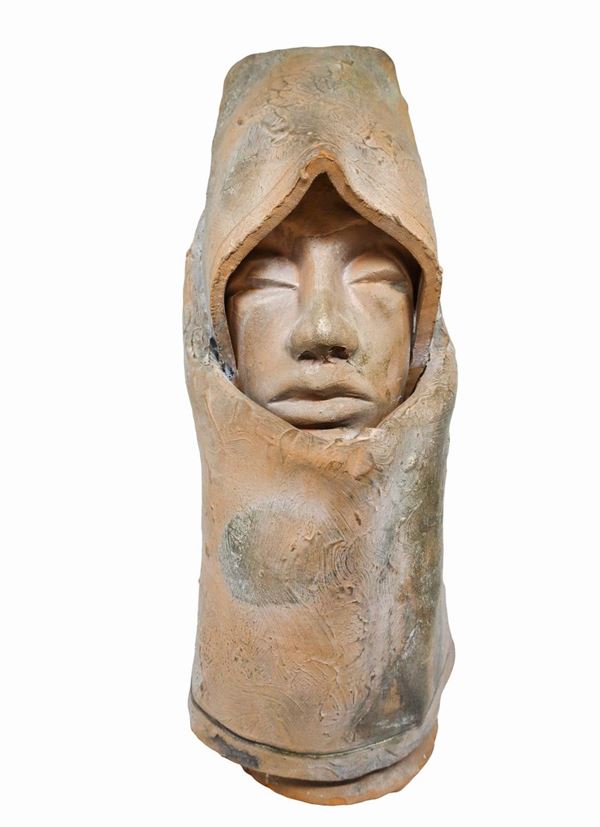 Volto di donna, scultura in terracotta