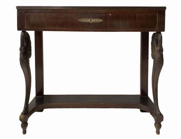 Consolle sospesa a parete con struttura in legno e piano in marmo sagomato.  - Auction Design - Cambi