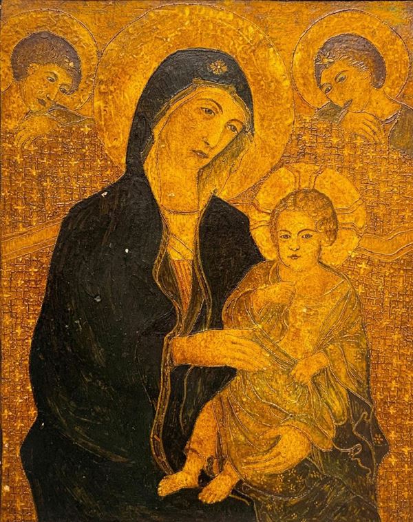 Dipinto a tempera su terracotta raffigurante Madonna con Gesù Bambino e Angeli, tratta da Duccio da Buoninsegna, inizi XX secolo. Manifattura Milani, Montopoli in Val D'Arlo, Decoratore Campani P. Cm 37,5x29.
