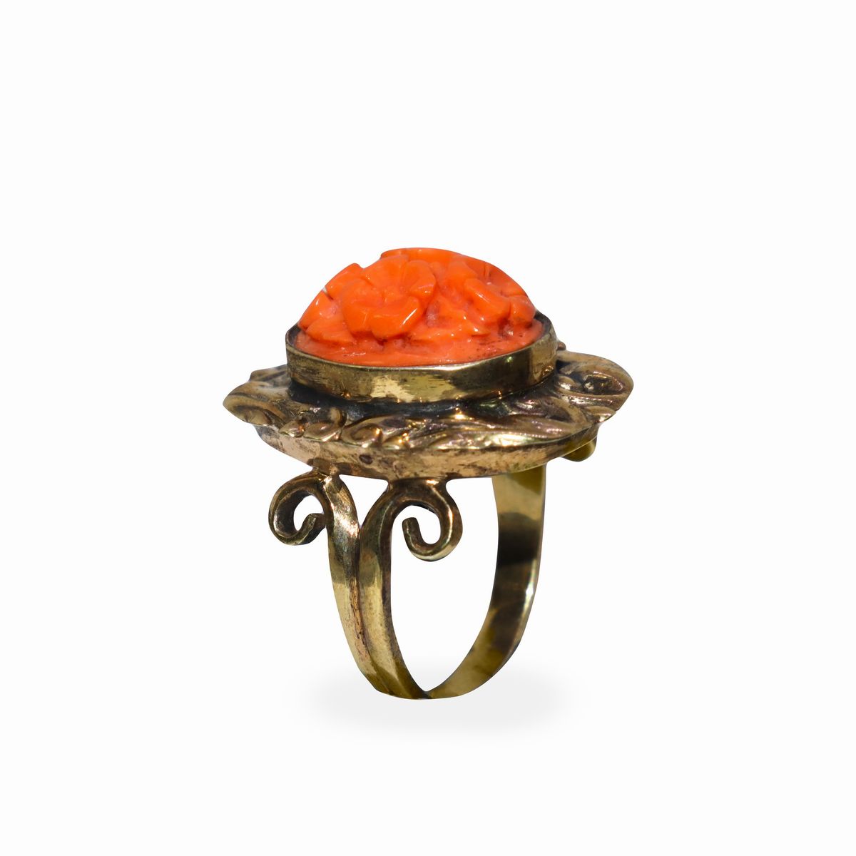 Anello in Argento ed Oro a Basso Titolo con Fiori in Corallo