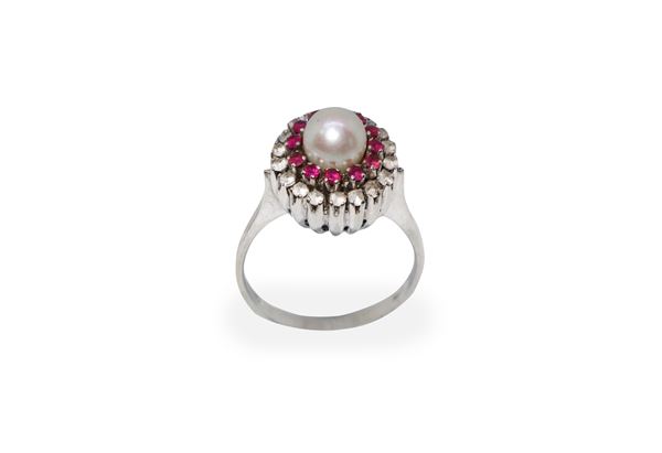 Silver ring with central pearl and round of brilliant cut diamonds and rubies