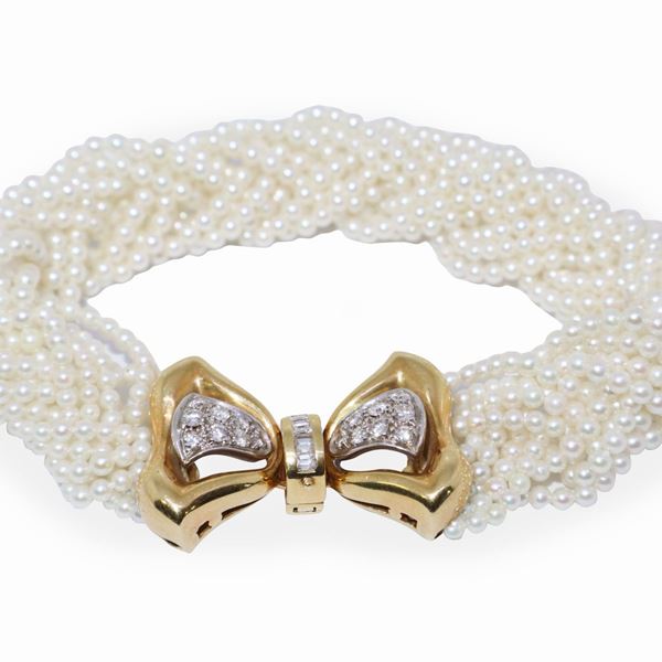 Cultured micro bead bracelet