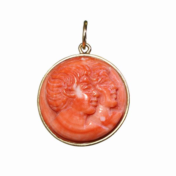 Coral pendant