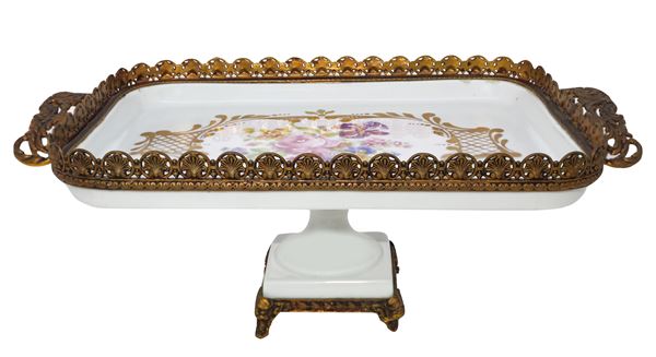 Limoges - Porcelain cake stand with gilded bronze elements