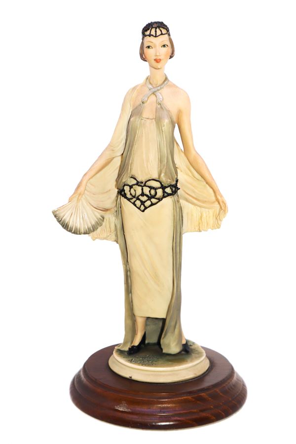 Capodimonte,A.D.L. Vittorio Tessaro - Donna in abito liberty in porcellana