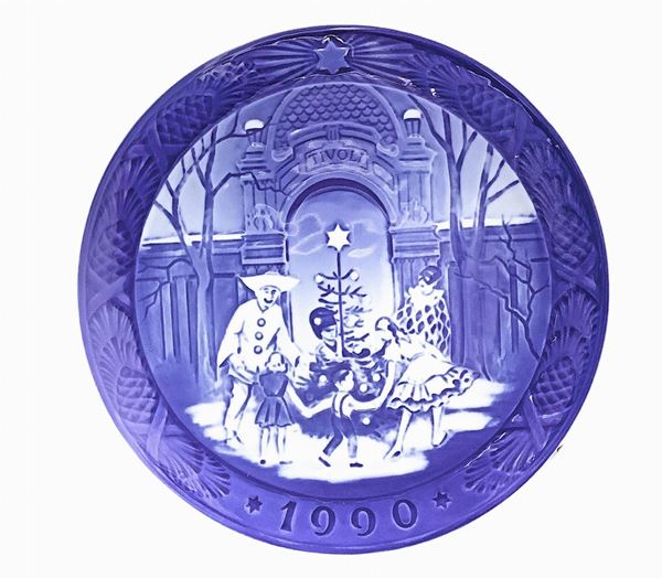 Royal Copenhagen Denmark - Piatto di Natale 1990 ''Christmas at Tivoli''