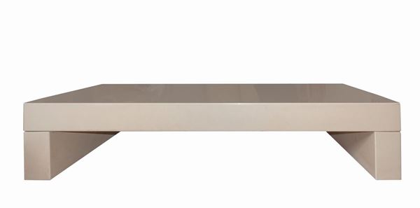 Low rectangular table