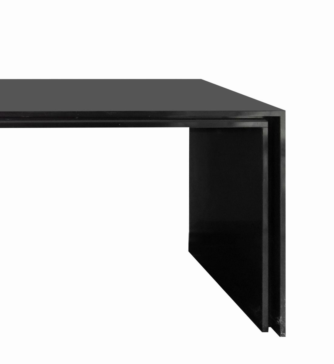 Grande Console in Marmo Nero del Belgio, Attribuita Skipper Italia. Struttura a Due Strati