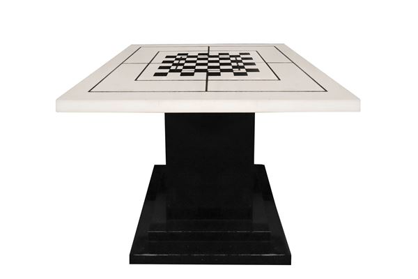 Square table
