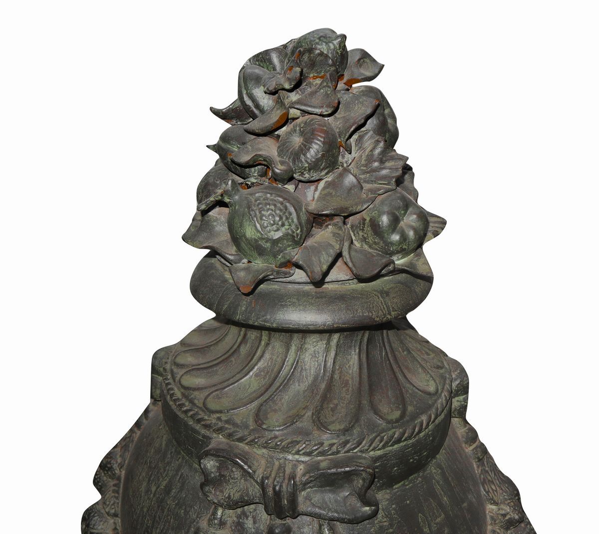 Vaso in cotto toscano, patinato verde bronzo, inizi XX secolo
