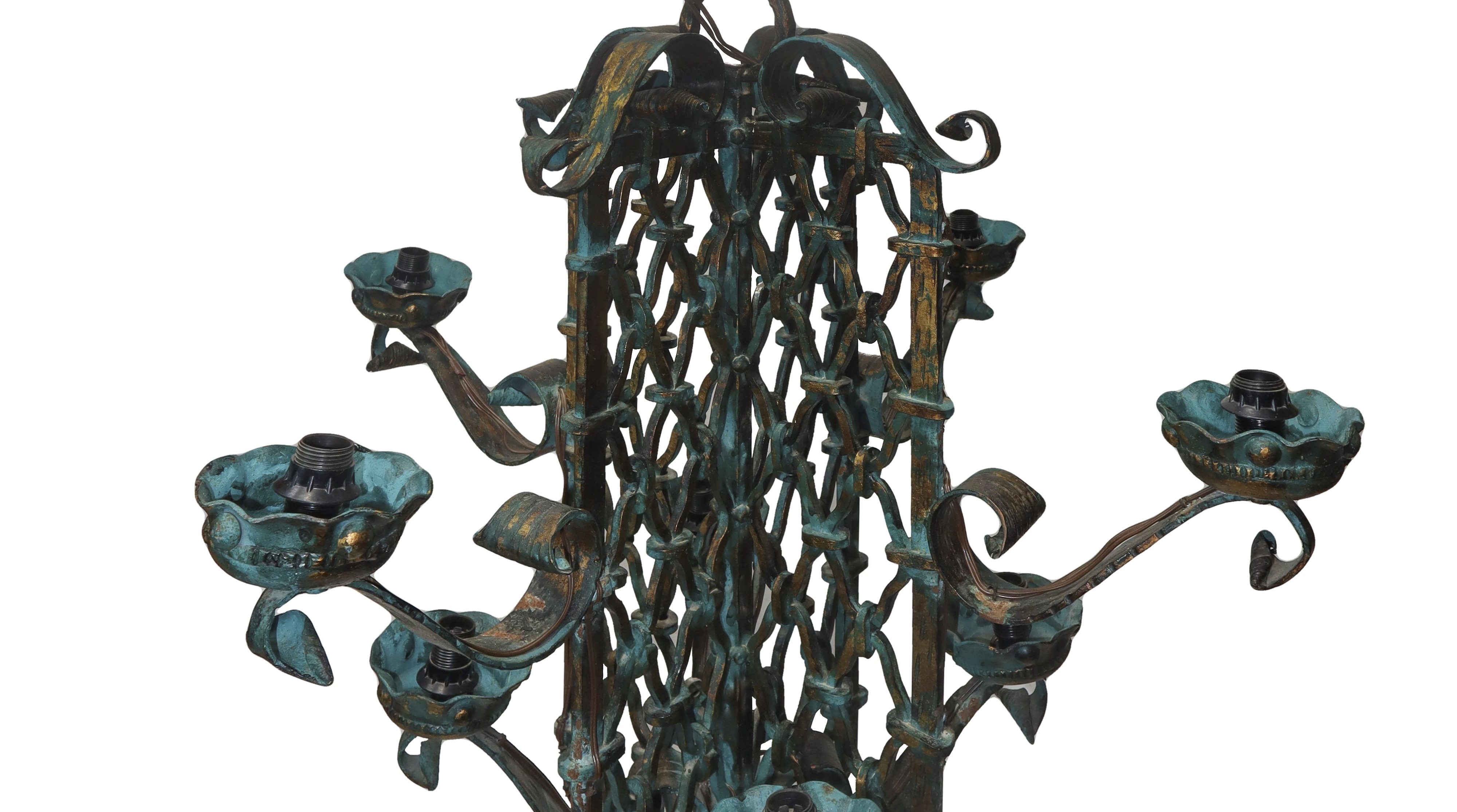 Lampadario in ferro battuto