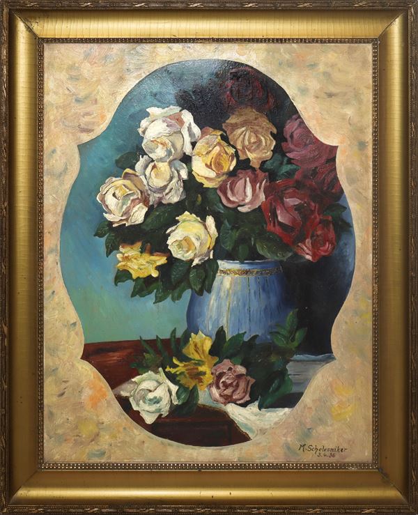 Vase with roses