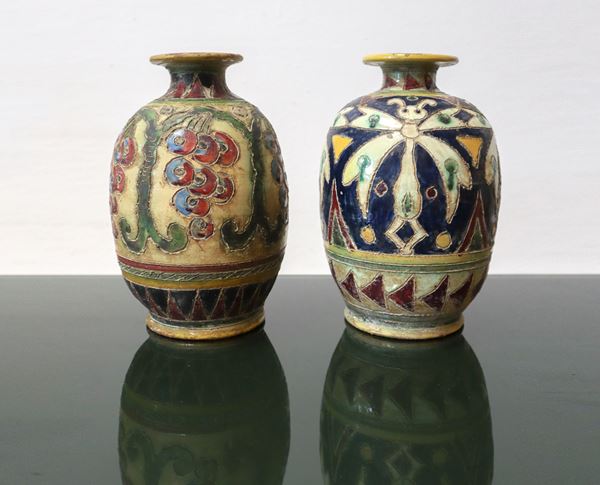 Antica coppia di vasi in maiolica