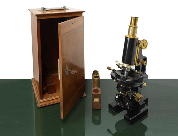 Italian microscope model '' ZEISS ''