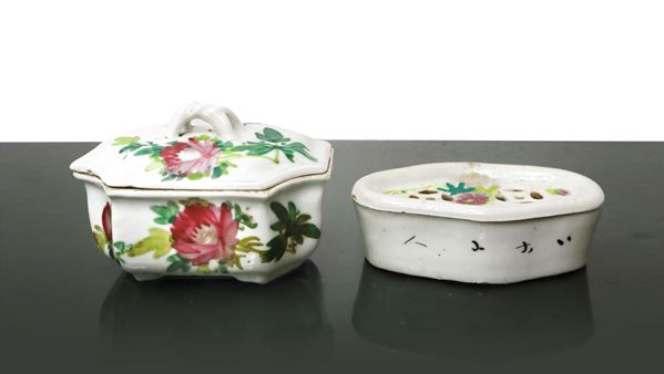 Burning perfume and Chinese box