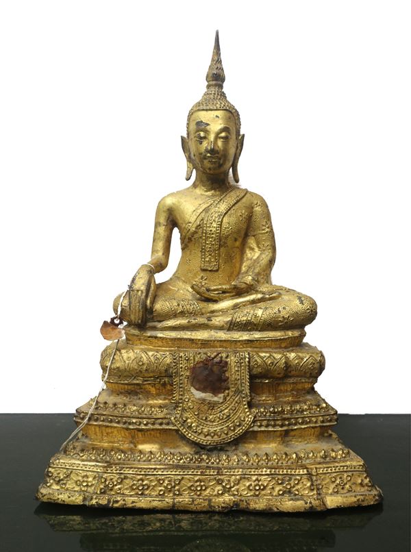 Buddha antico in bronzo dorato