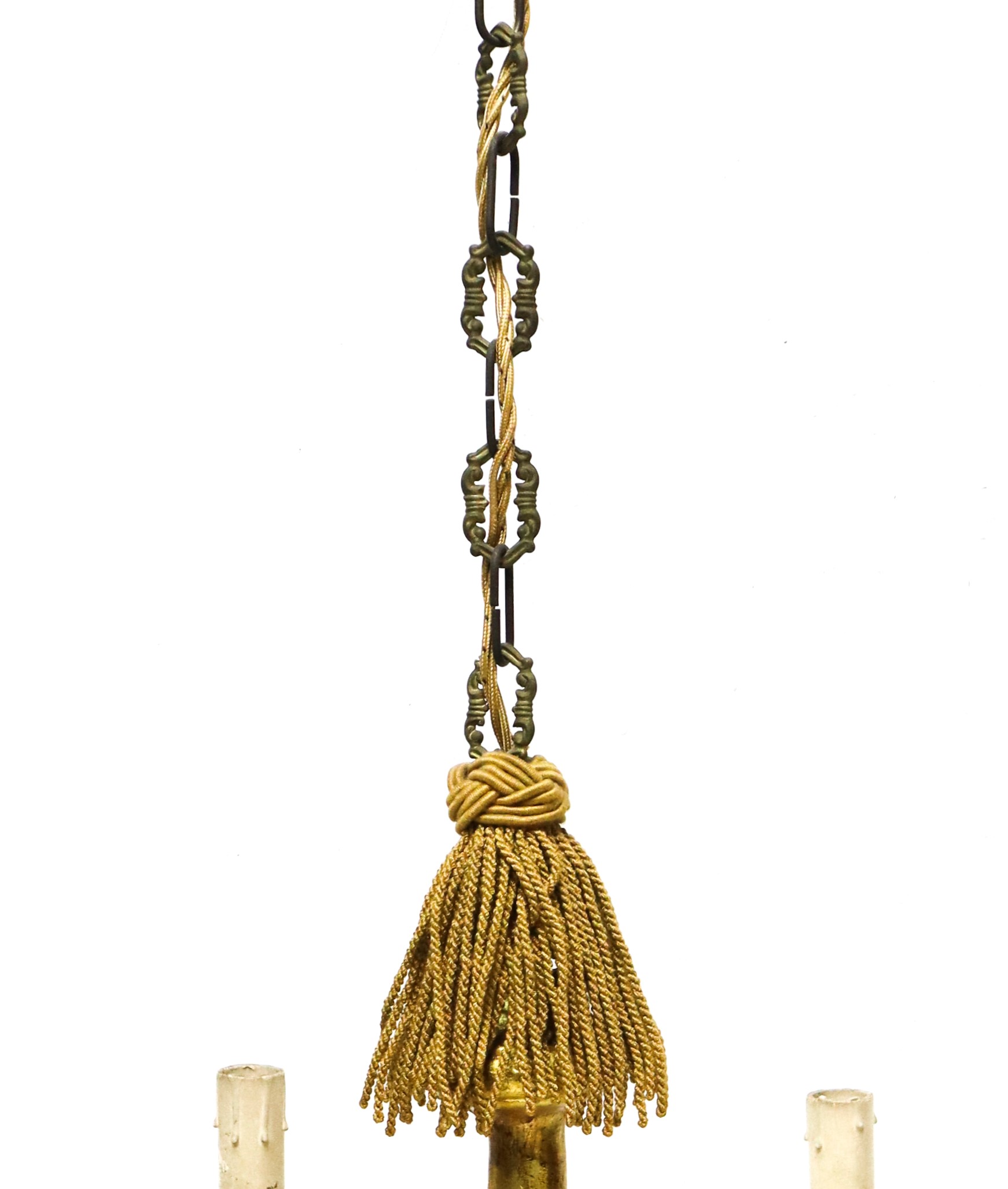 Antico lampadario in legno dorato a foglia