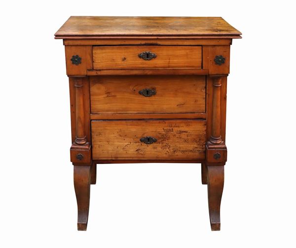 Comodino in legno di noce Direttorio