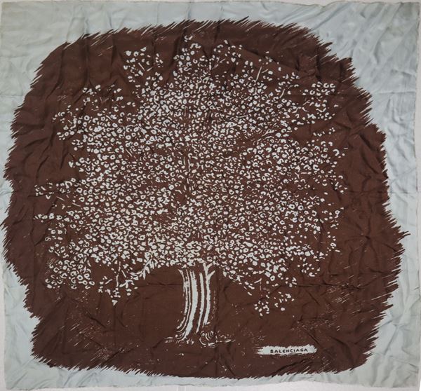 Balenciaga - Foulard vintage in seta raffigurante albero