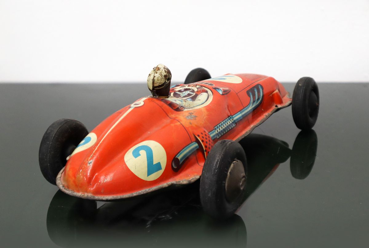 Huki - Auto da Corsa