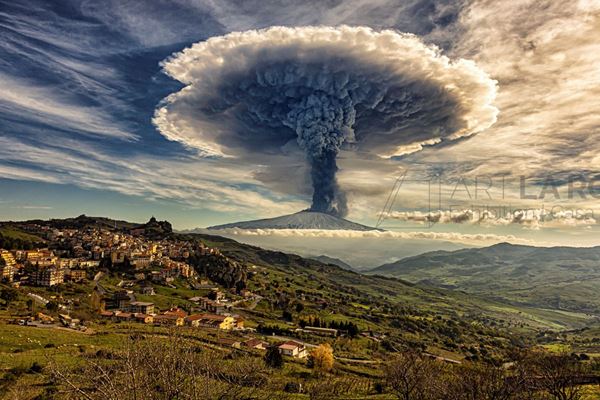 Fernando Famiani - Etna explosion
