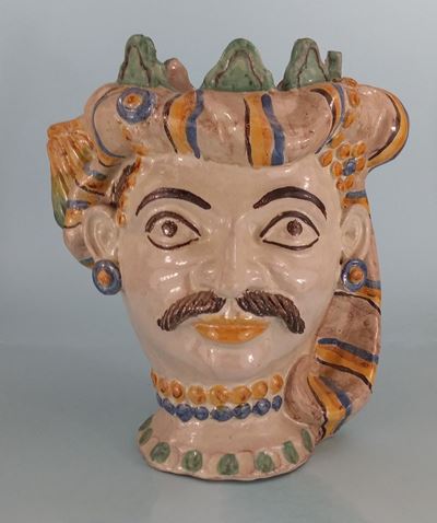 Vaso a Forma di Testa Maschile