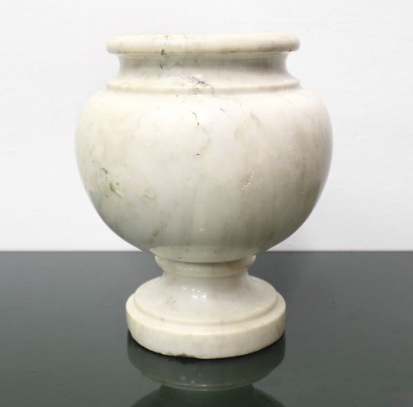 White marble vase