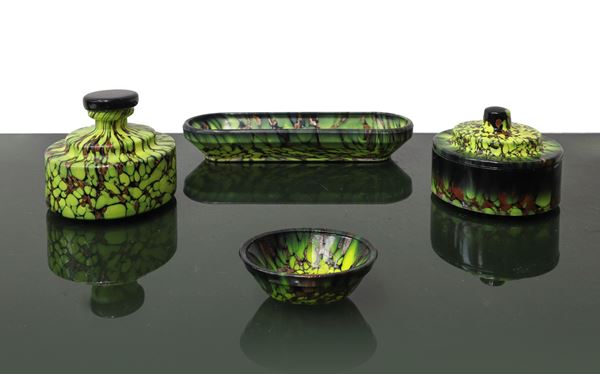 Bathroom set in Murano glass paste and aventurine