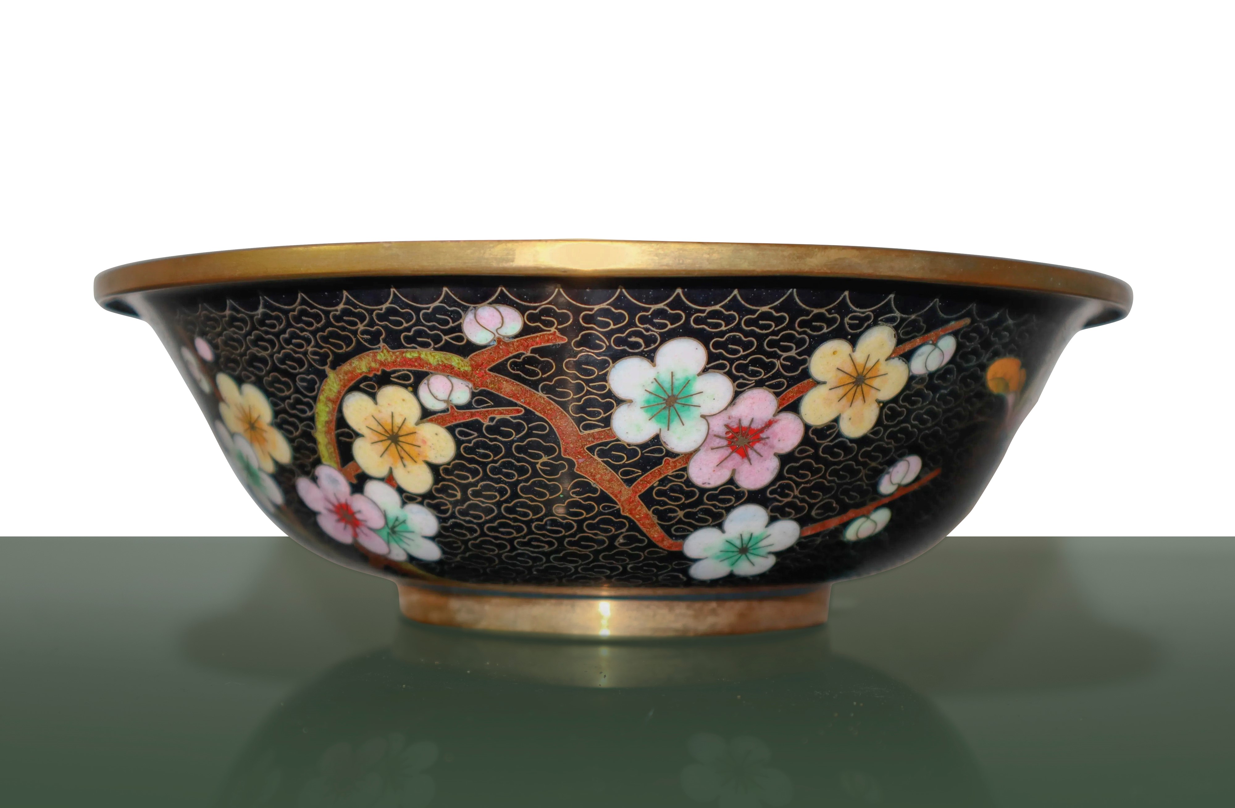 Piatto con Lavorazione Cloisonnè