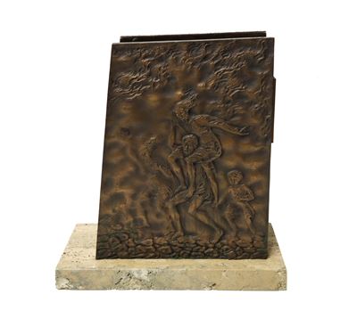 Scultura a Doppia Faccia