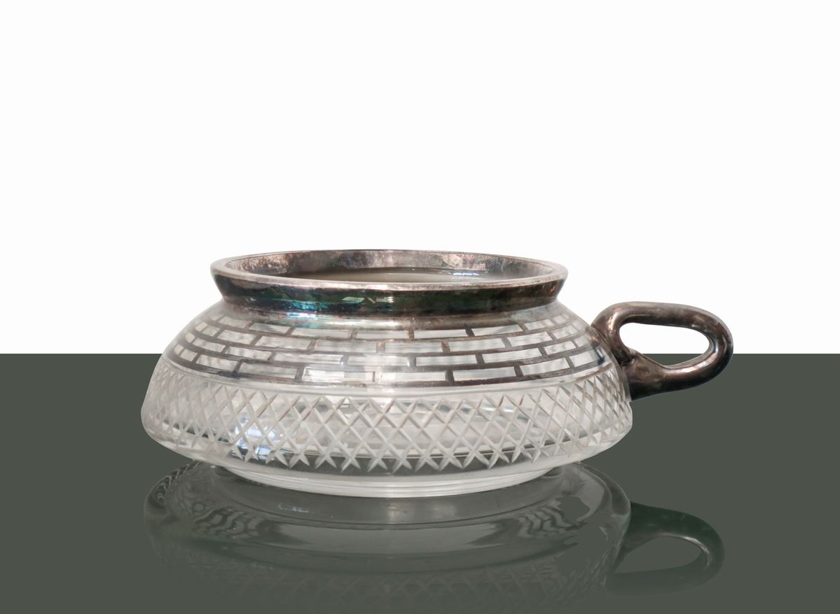 Set di cinque salsiere in vetro con decorazioni in argento