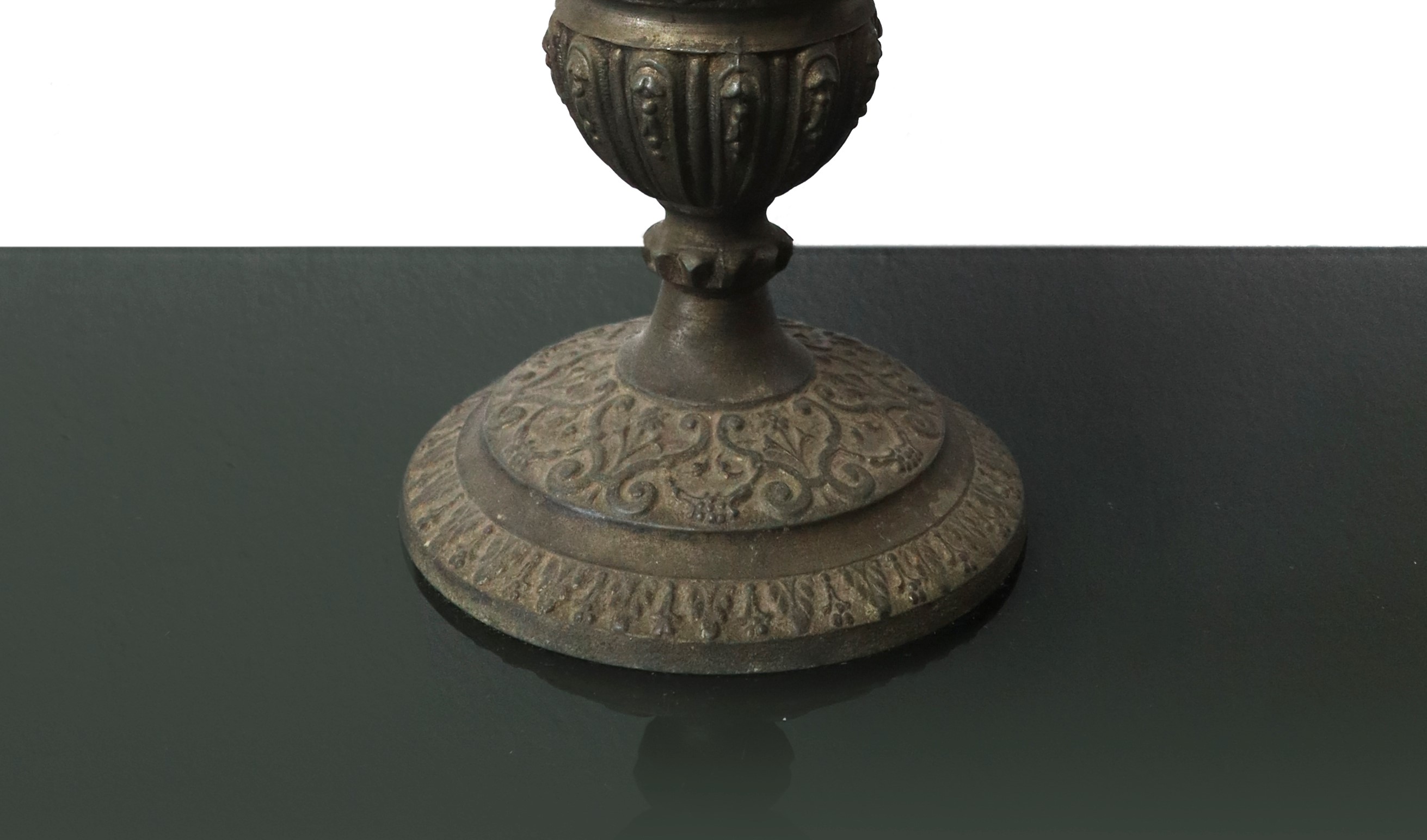 Coppia di lumi a petrolio