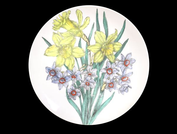Piero Fornasetti - White porcelain plate, limited and numbered series (n°10) entitled "Fiori"