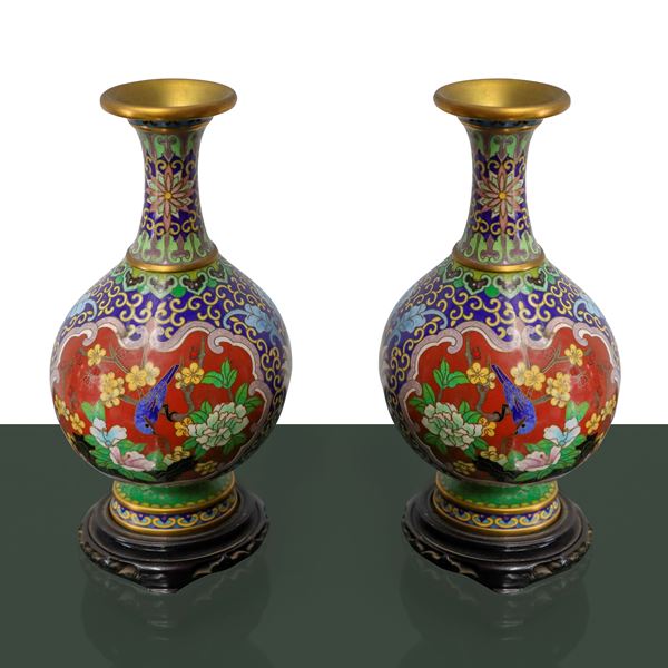 Coppia di vasi cinesi con cloisonnè