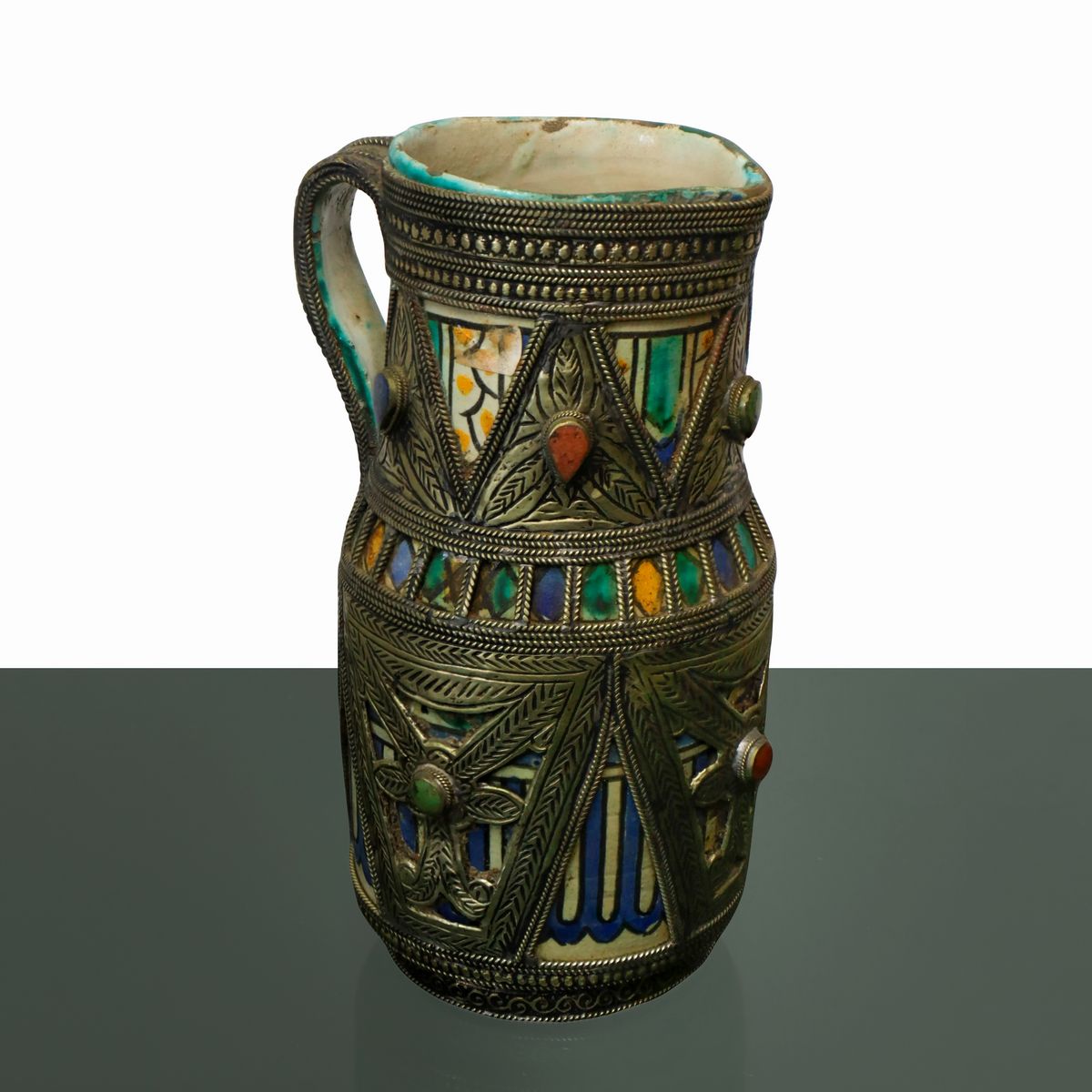 Versatoio Berbero con Manico in Maiolica Dipinta a Mano