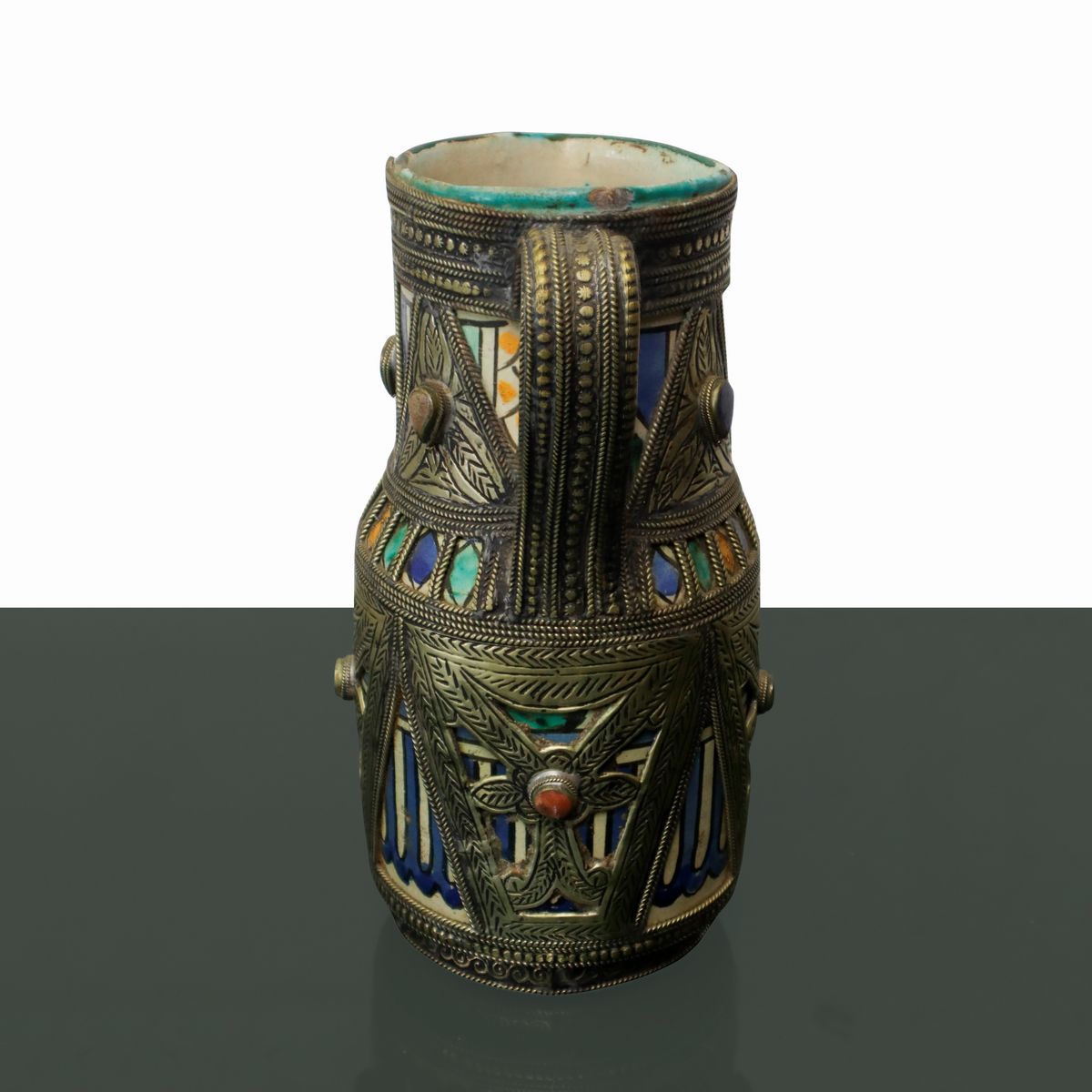 Versatoio Berbero con Manico in Maiolica Dipinta a Mano