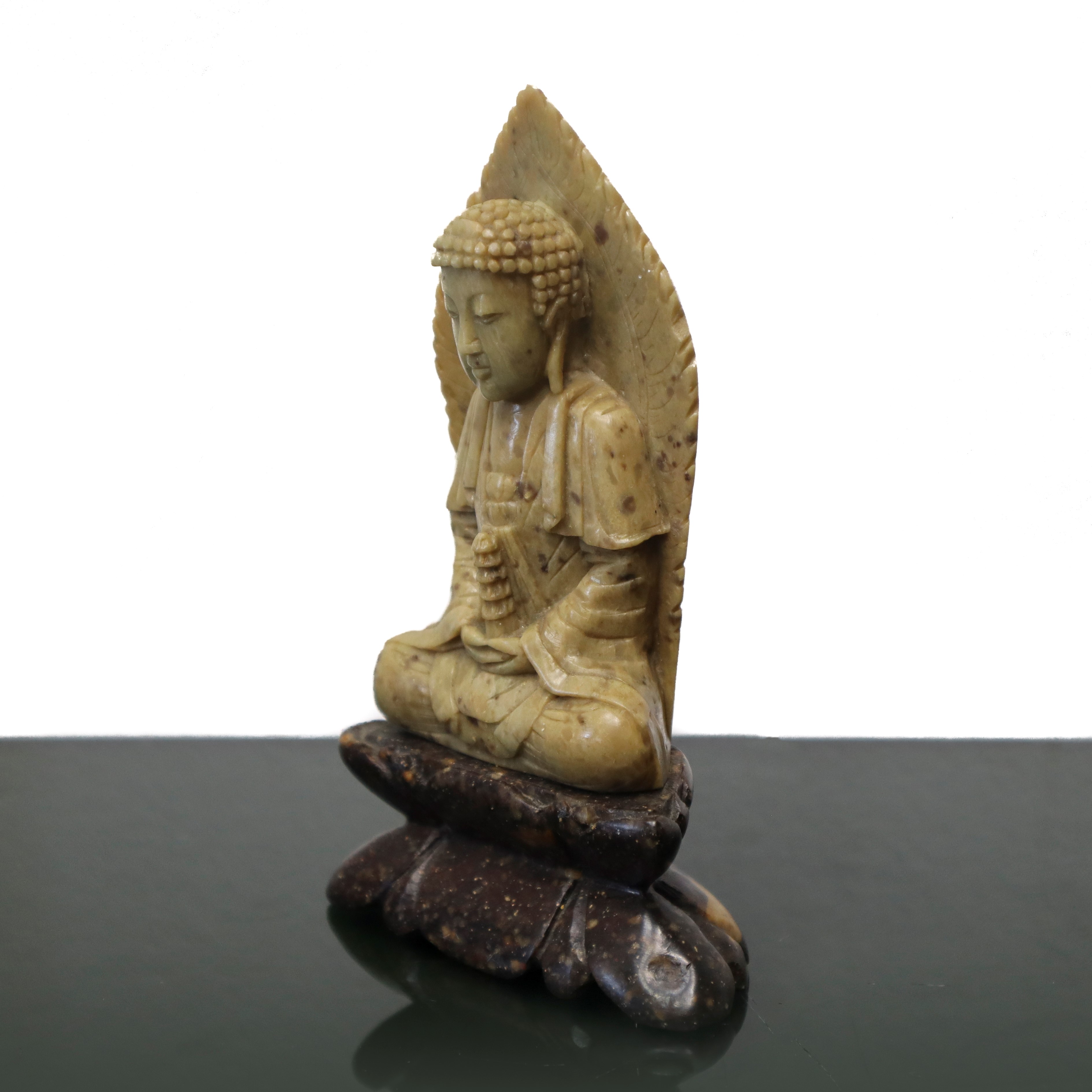 Budda in pietra saponaria