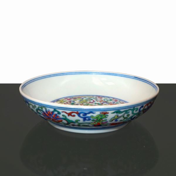 Doucai saucer