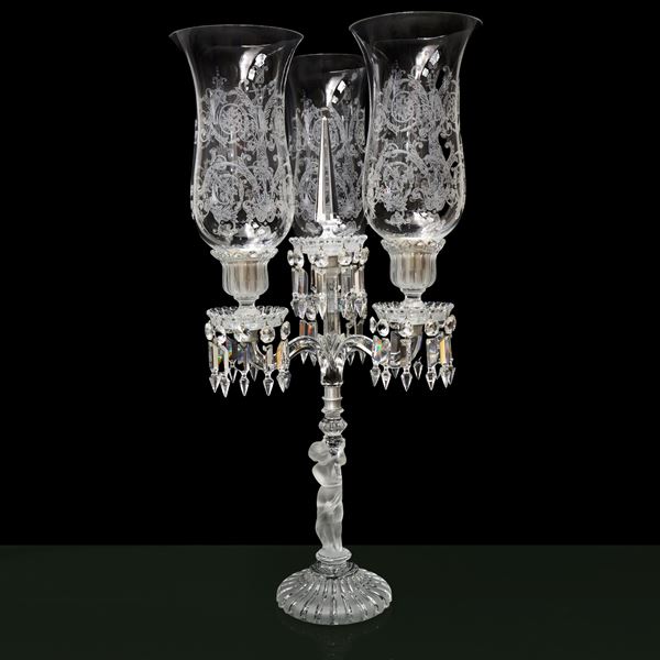 Candelabro in cristallo Baccarat mod. 'Enfant' con tre campanule 