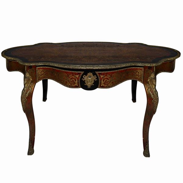 Tavolo boulle con bronzo applicato ai bordi del piano