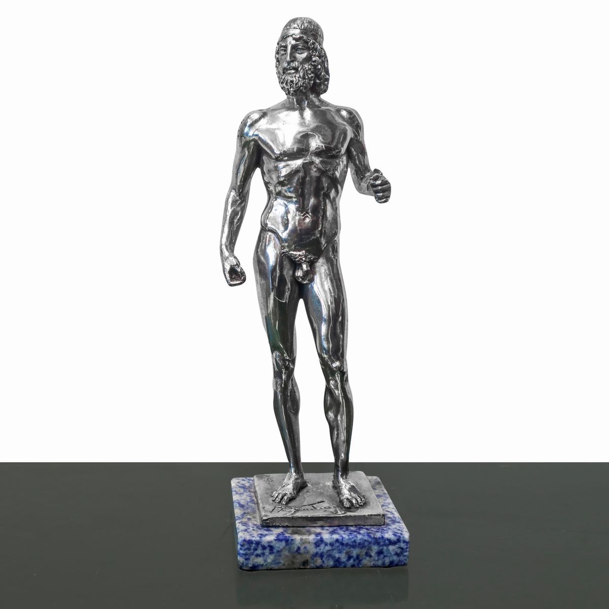 Due Figure Affiguranti i Bronzi di Riace, in Bagno D'argento, Scultore A. Santini.