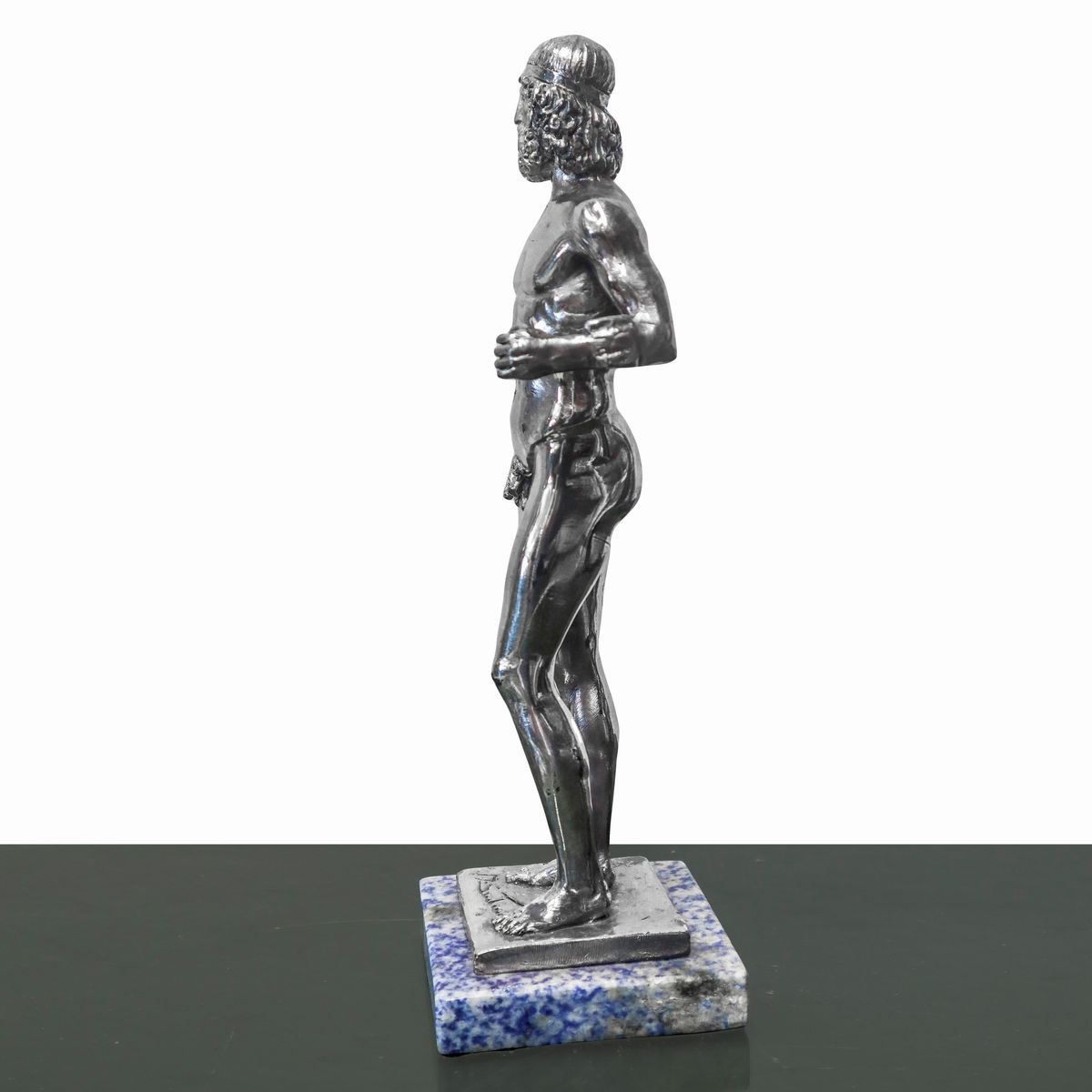 Due Figure Affiguranti i Bronzi di Riace, in Bagno D'argento, Scultore A. Santini.
