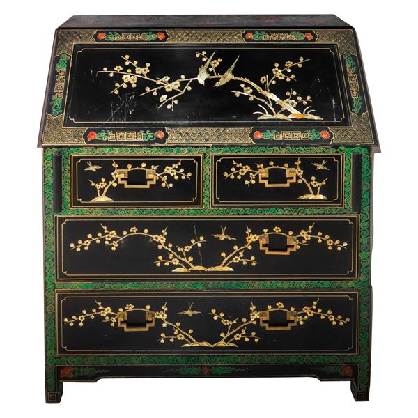 Chinese Scriban Chest of Drawers