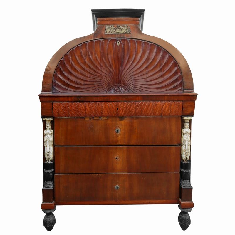 Mobilio siciliano, Chiffonier in piuma di mogano (periodo Impero, inizi XIX secolo)