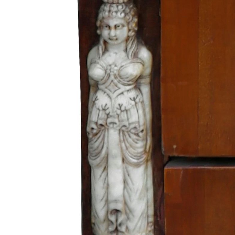 Sicilia, Inizi XIX (periodo Impero), Chiffonier in legno e osso scolpito