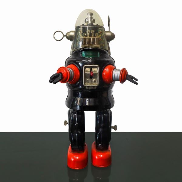 Robby Robot, made in Japan,dal fim "Il Pianeta Proibito"