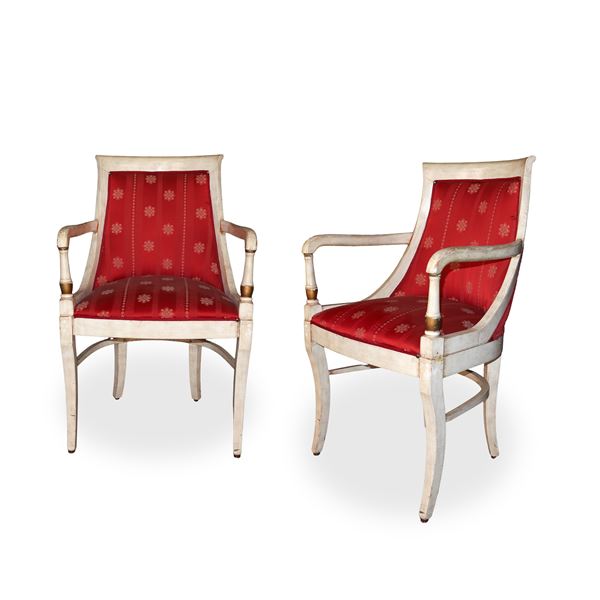 Pairs of armchairs in ivory lacquered wood with burgundy upholstery