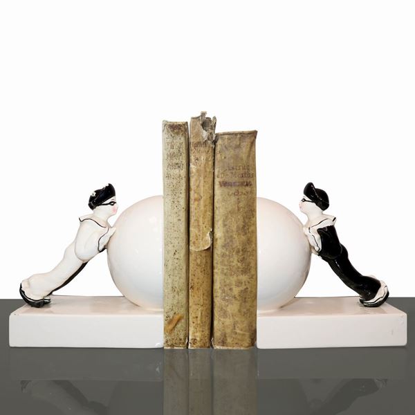 Fermalibri in ceramica con Pierrot