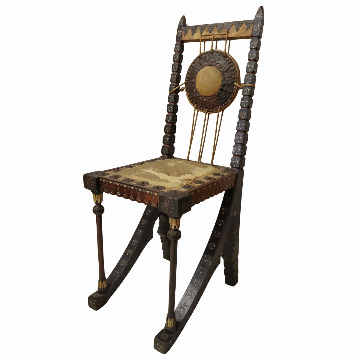Carlo Bugatti - Rarissima Coppia di Sedie, in Legno di Noce Tinto Ebano, Lavorato e Tornito, Deco...