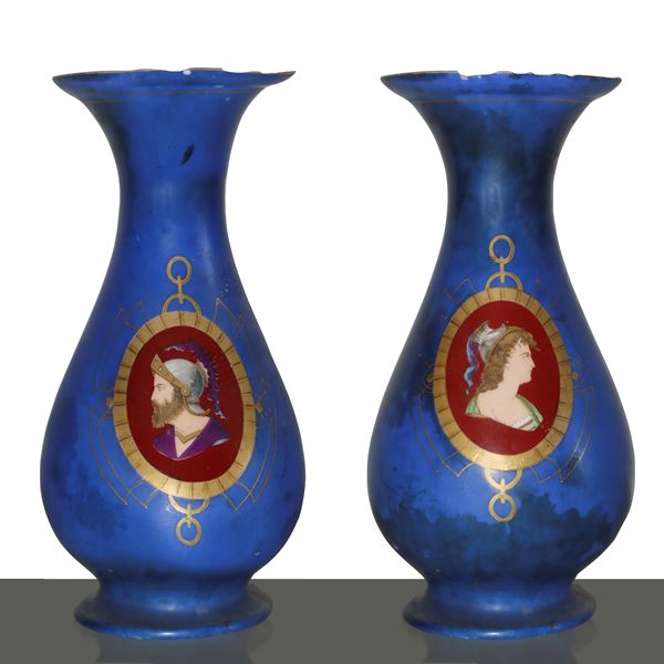 Coppia di vasi in porcellana Royal Blue